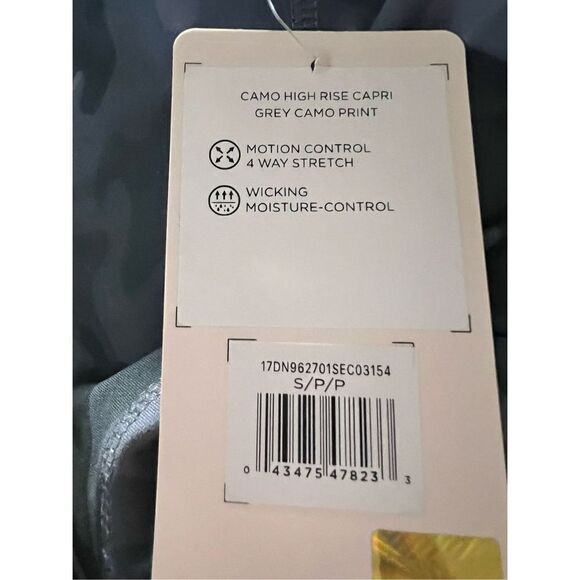 Danskin Women's Grey Camo Print High Rise Capri Legging Size S/P NWT - Picture 6 of 6